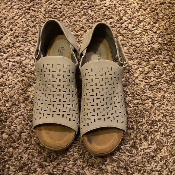 High heels - Picture 2 of 3